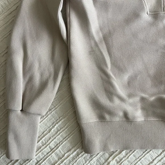 Varley Vine Half Zip Sweatshirt - Picture 10 of 12